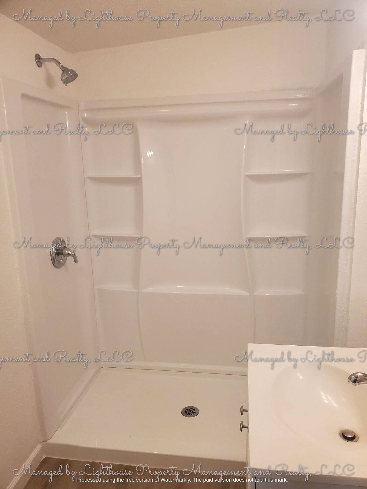 2 Bedroom / 2 Bathroom Home in Historic Springfield Huge Fenced Yard property image