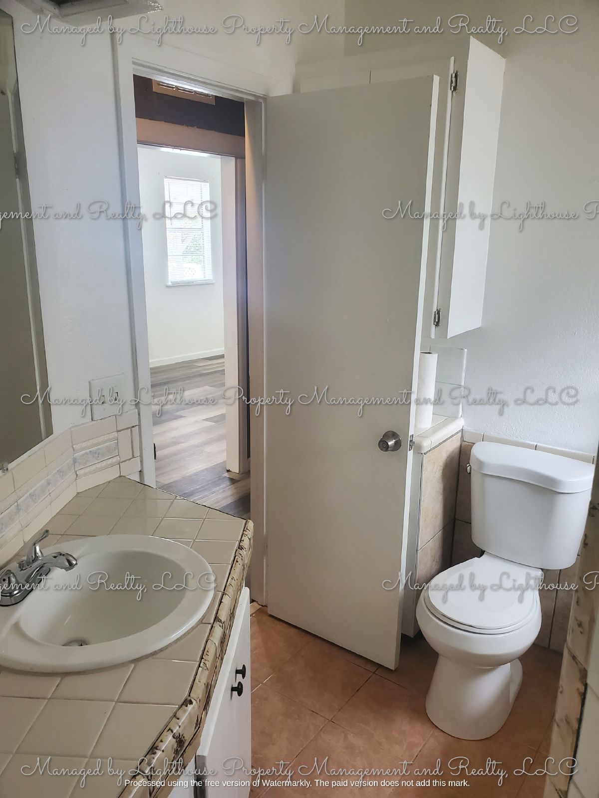 2 Bedroom / 2 Bathroom Home in Historic Springfield Huge Fenced Yard property image