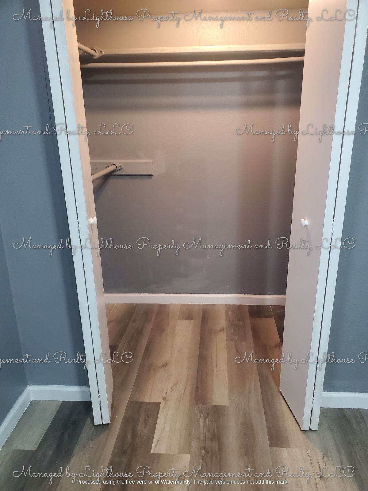 2 Bedroom / 2 Bathroom Home in Historic Springfield Huge Fenced Yard property image