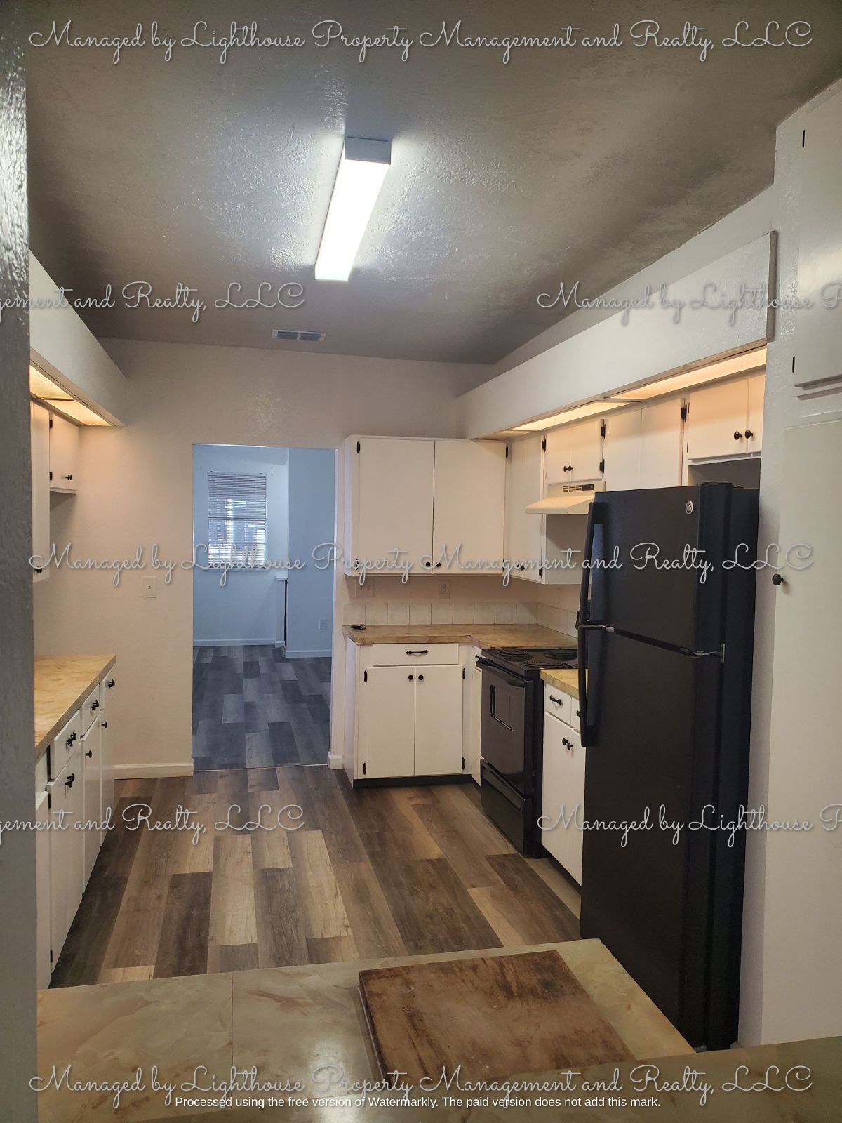 2 Bedroom / 2 Bathroom Home in Historic Springfield Huge Fenced Yard property image