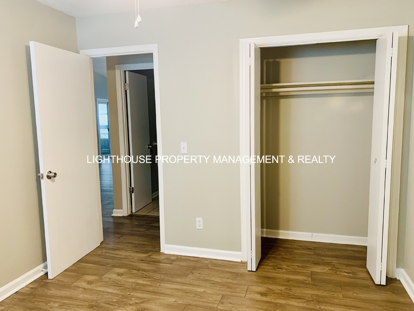 2 Bed/2 Bath Single Story Townhome with Attached Garage! property image