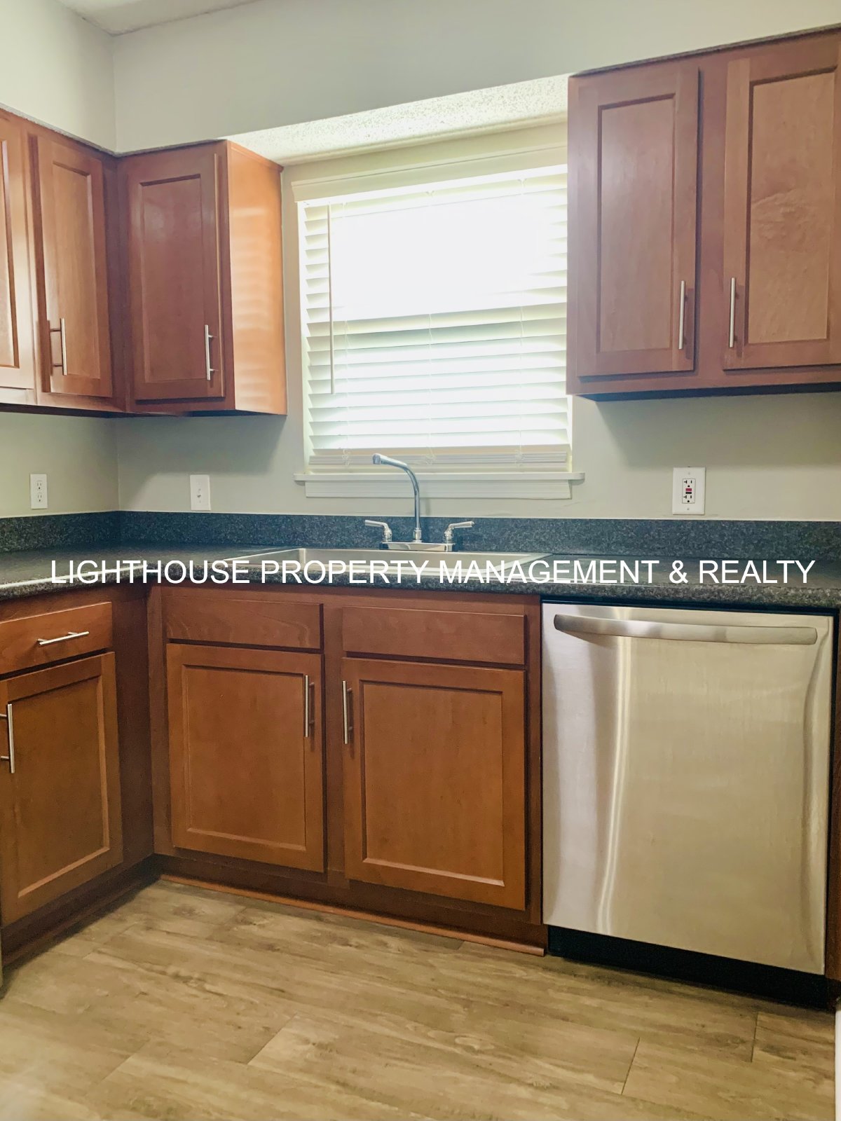 2 Bed/2 Bath Single Story Townhome with Attached Garage! property image