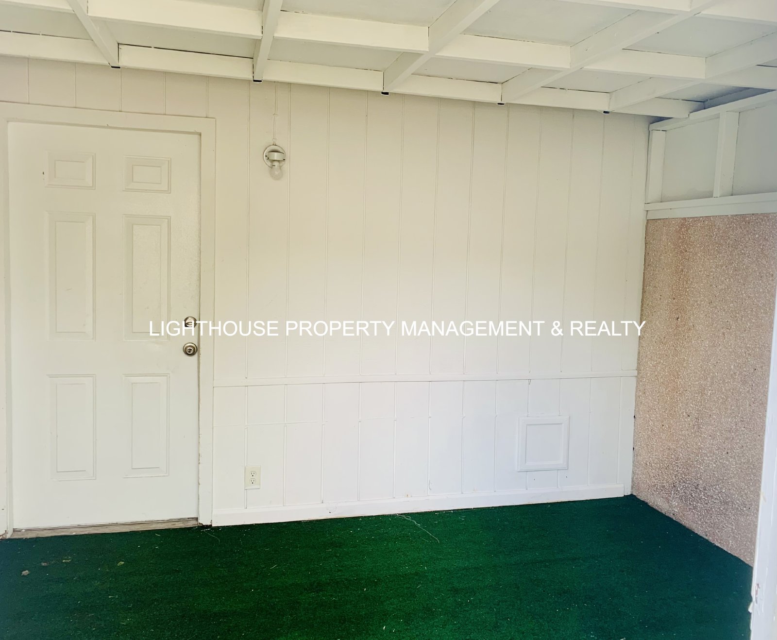 2 Bed/2 Bath Single Story Townhome with Attached Garage! property image