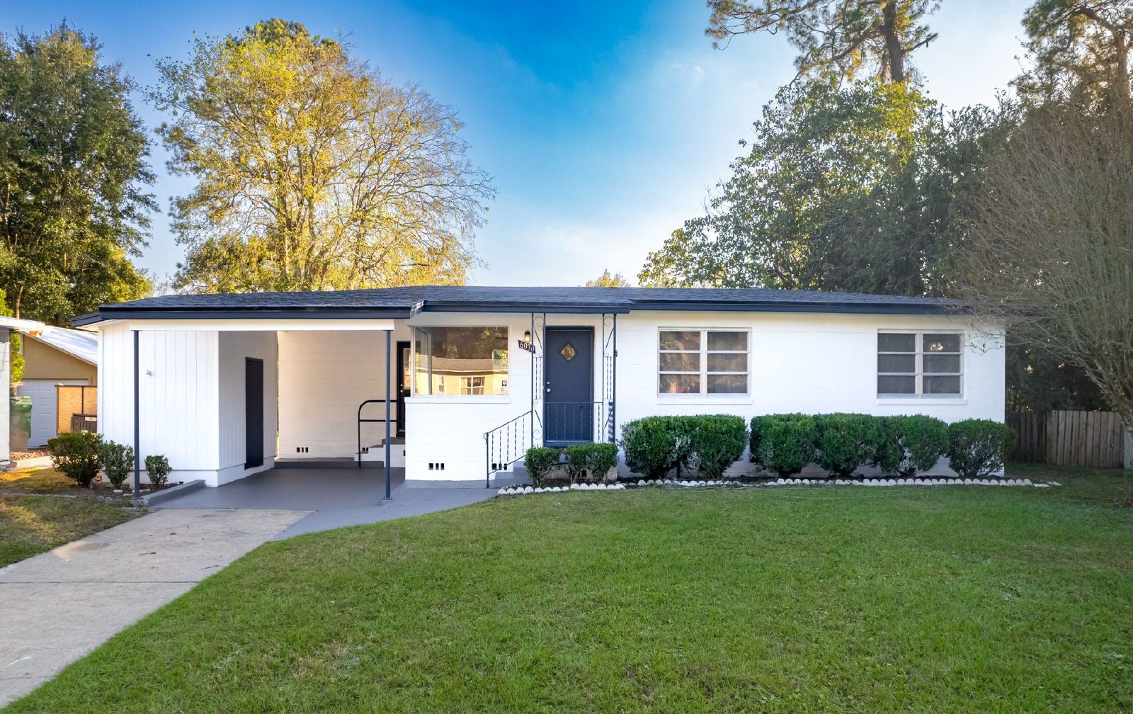 Gorgeous 3/2 Home property image