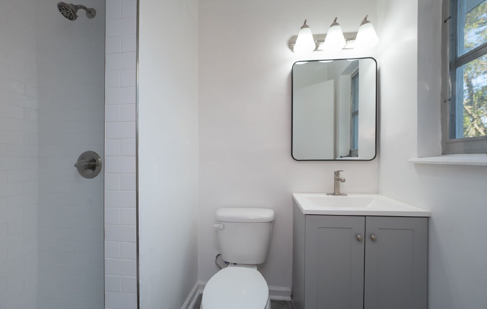 Gorgeous 3/2 Home property image