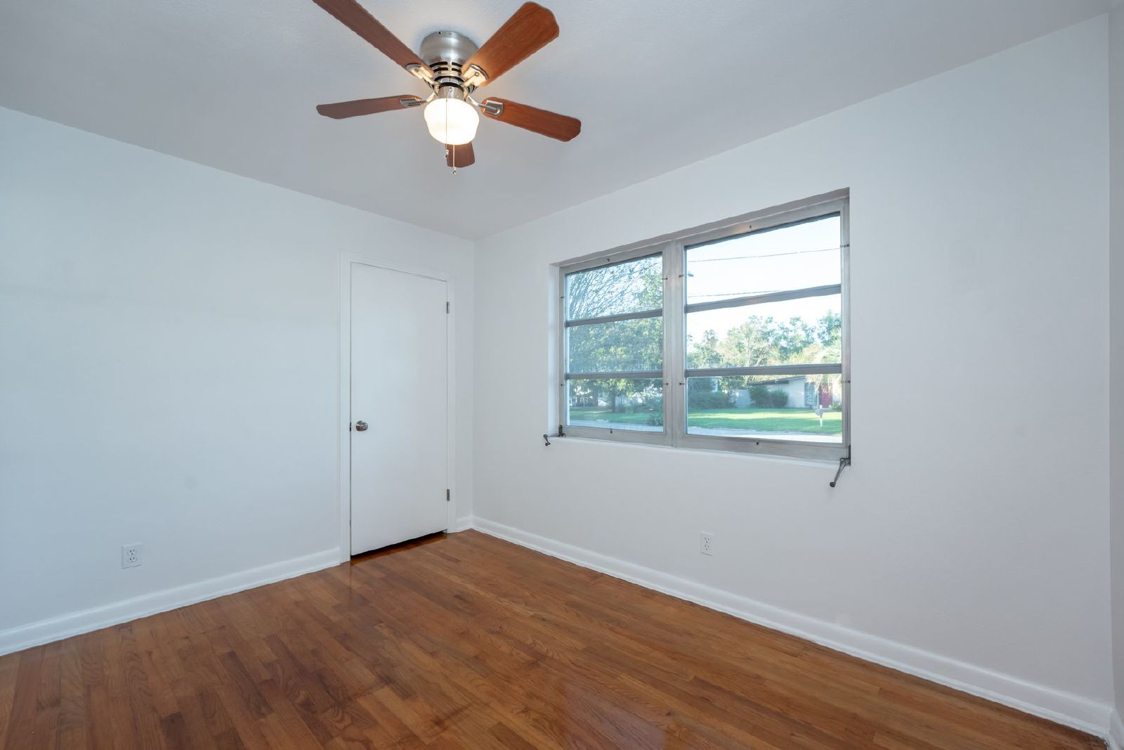 Gorgeous 3/2 Home property image