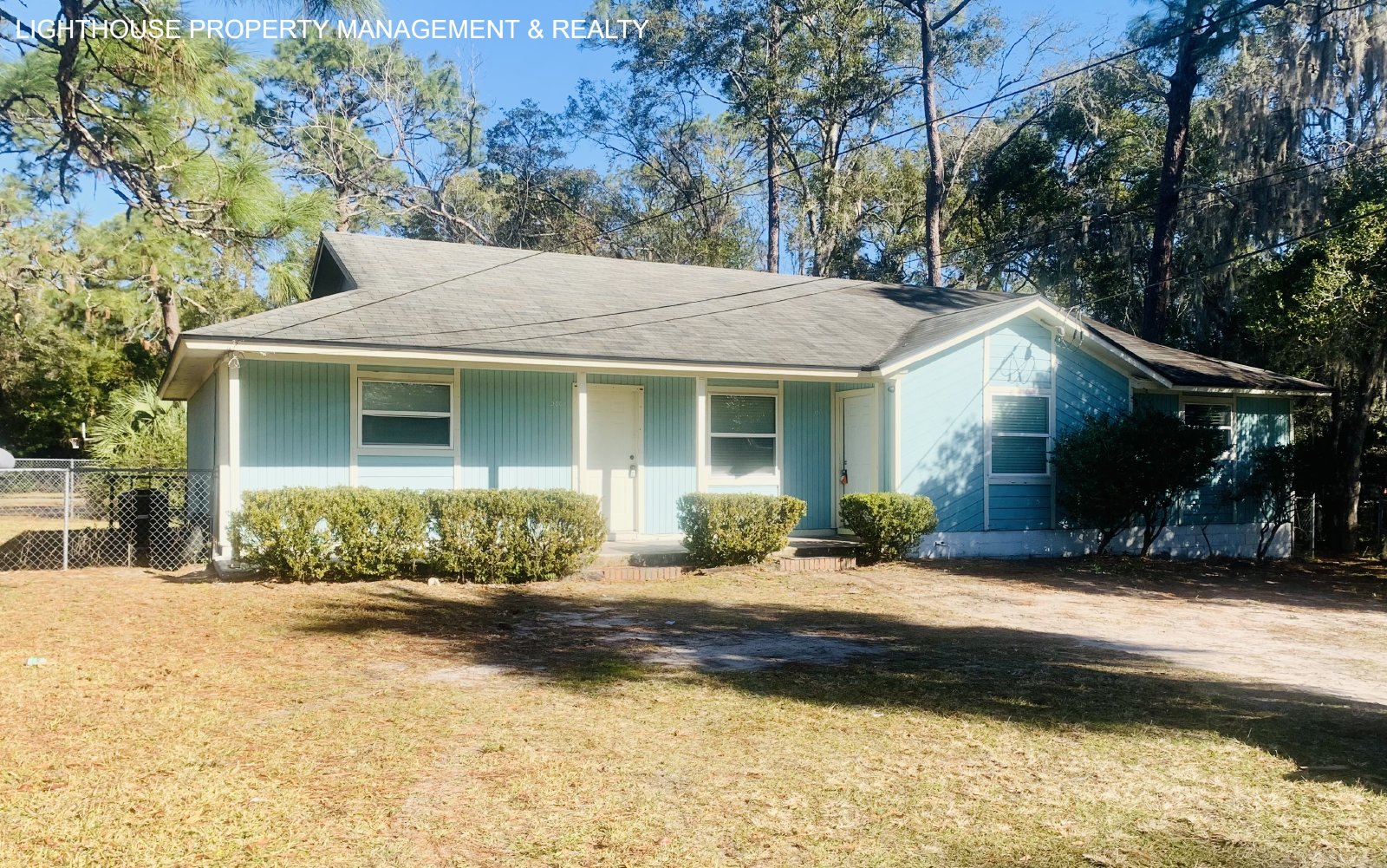 Spacious 2-Bedroom Duplex with Stainless Steel Appliances property image