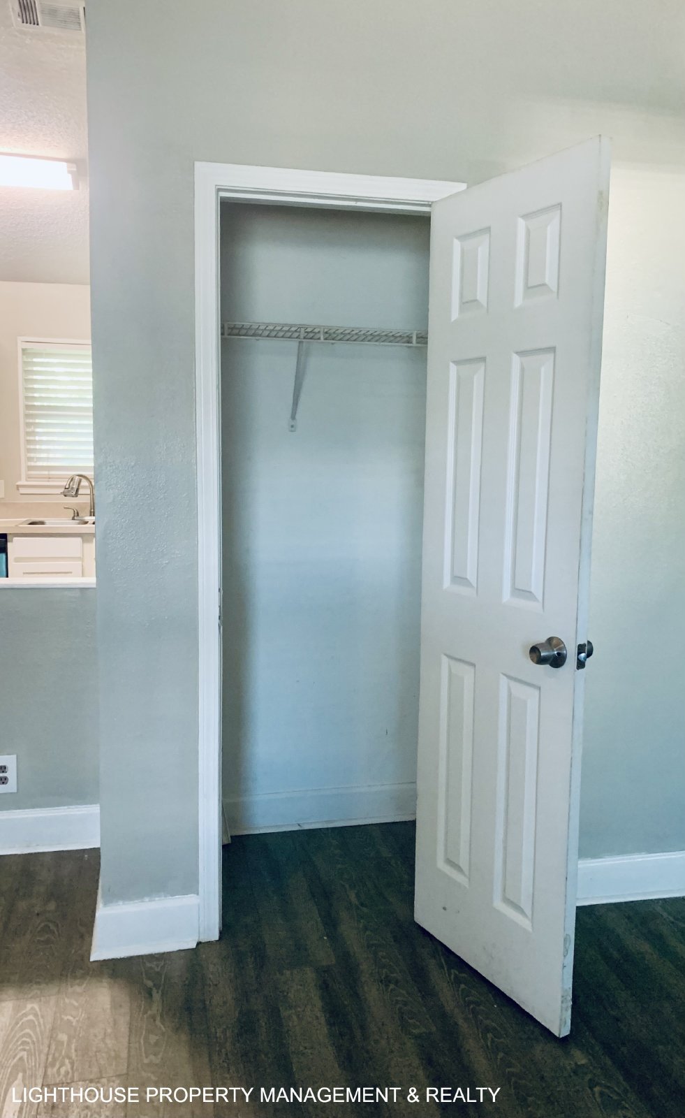 Spacious 2-Bedroom Duplex with Stainless Steel Appliances property image