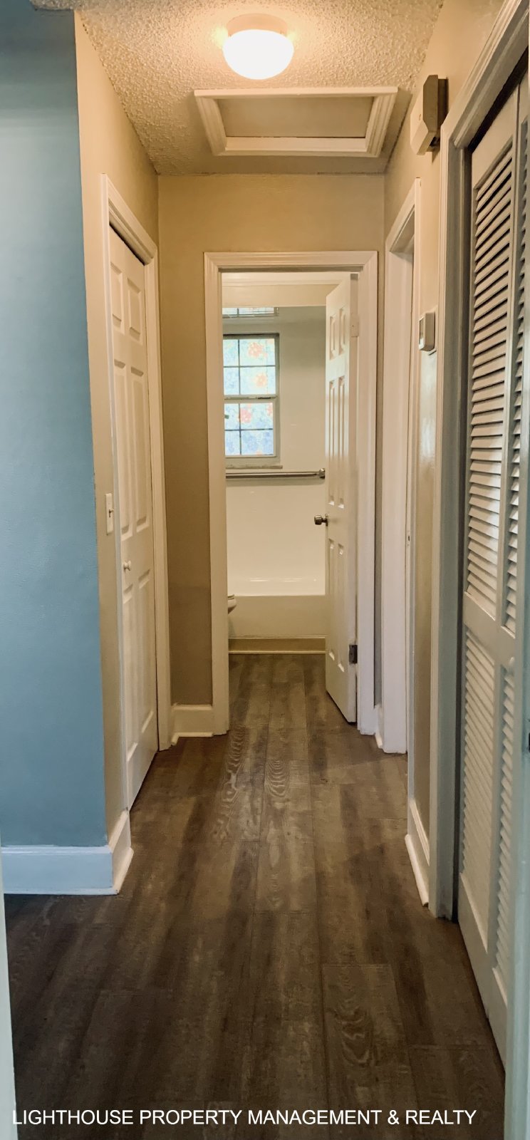 Spacious 2-Bedroom Duplex with Stainless Steel Appliances property image