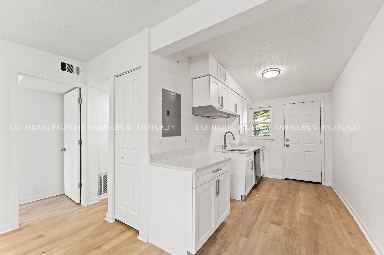 Coming Soon - Renovated 2BR/1BA Duplex with Front Porch property image