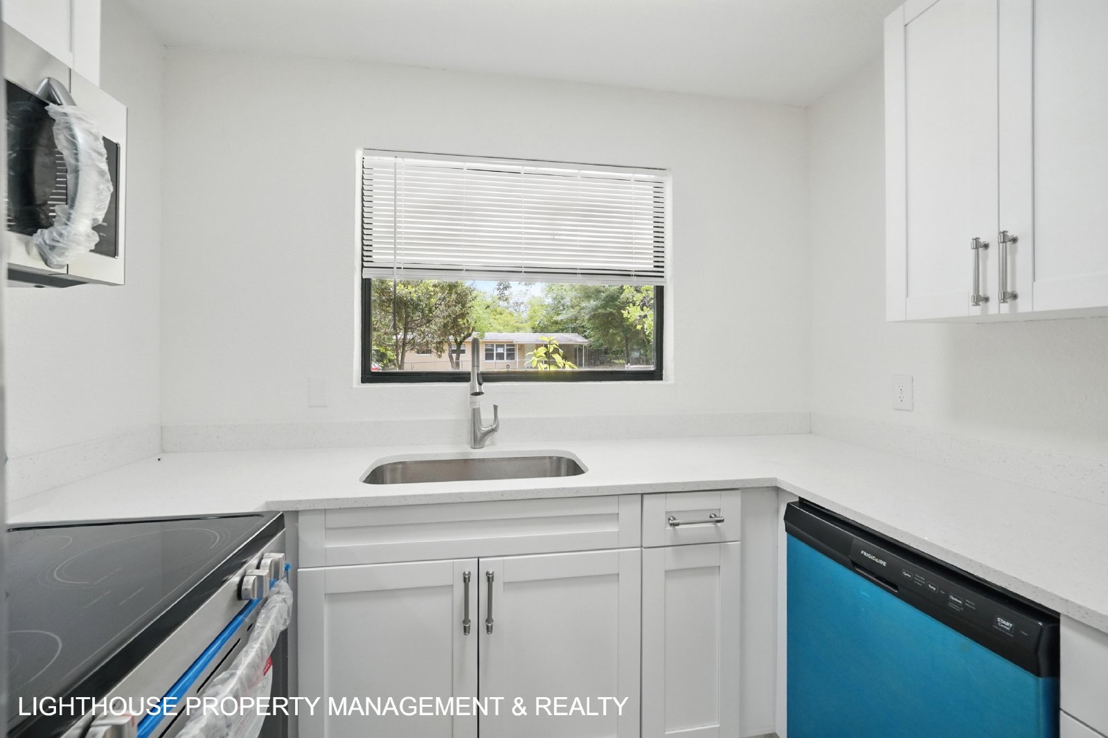 Renovated 3 Bed/2 Bath Home with Den & Office Space! property image