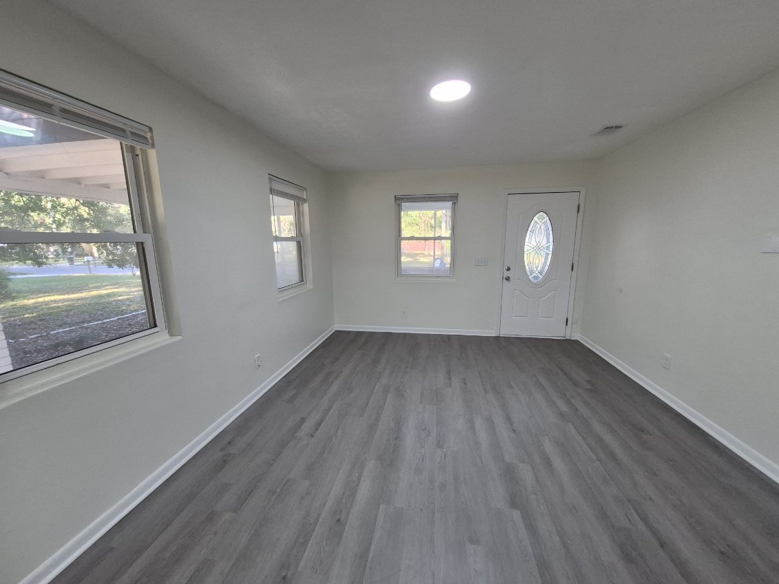 3 bd/1 bath home ready for you! property image