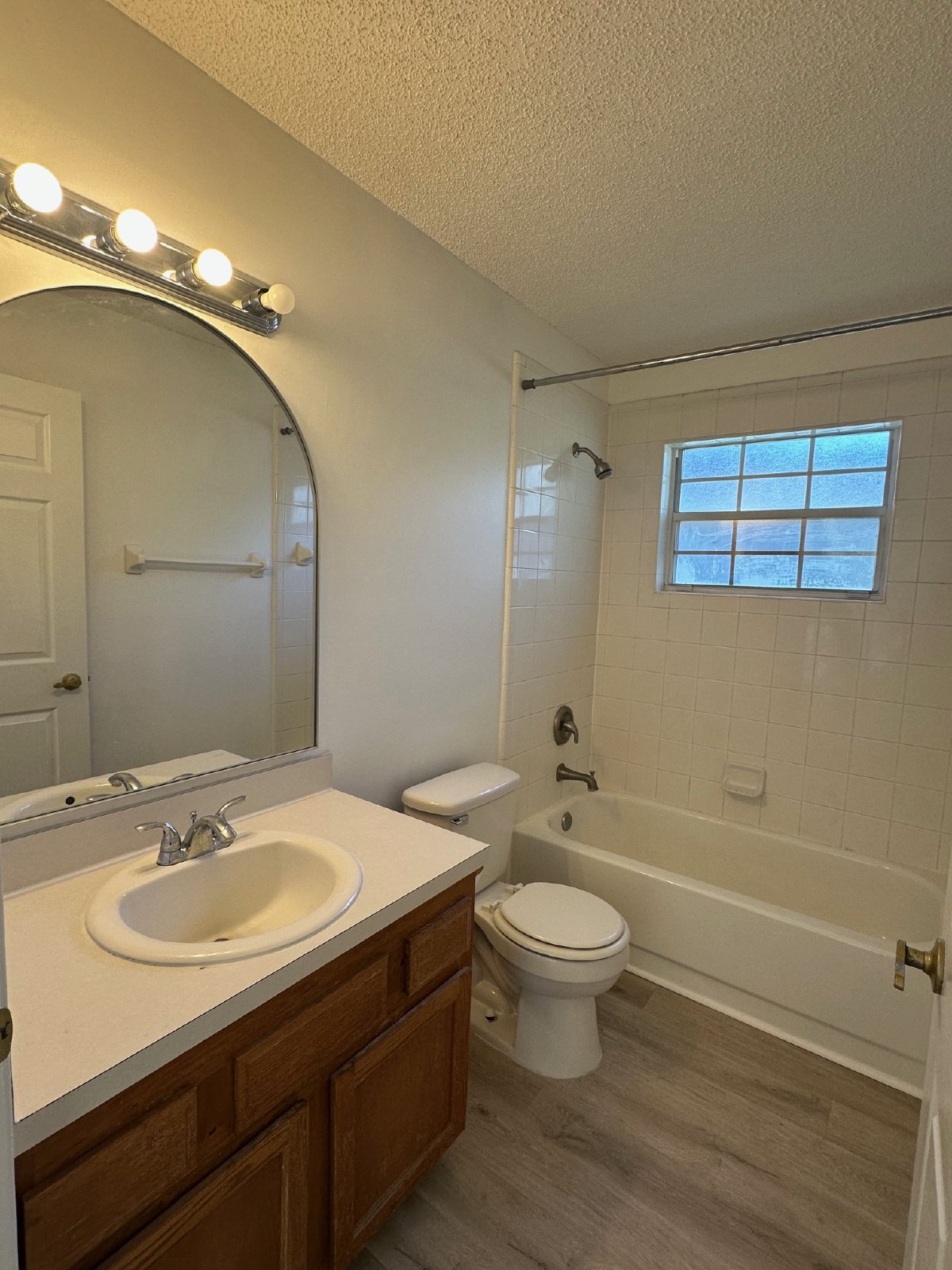 Welcome to this great 3/2 in Mandarin! property image