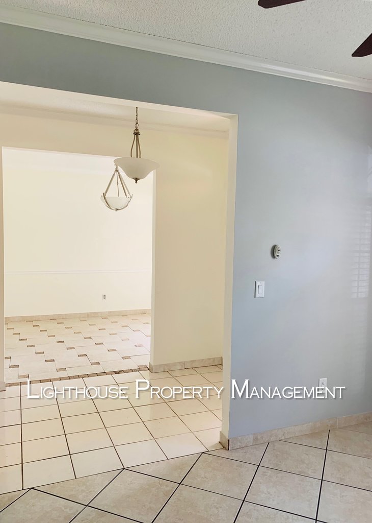 Pristine 3/2 in University Park!  Won't Last Long! property image