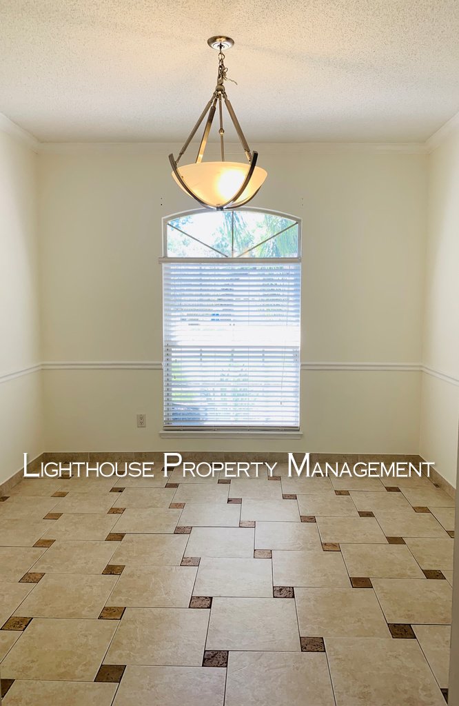 Pristine 3/2 in University Park!  Won't Last Long! property image