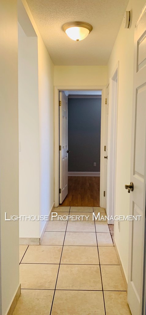Pristine 3/2 in University Park!  Won't Last Long! property image