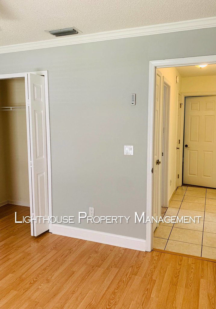 Pristine 3/2 in University Park!  Won't Last Long! property image