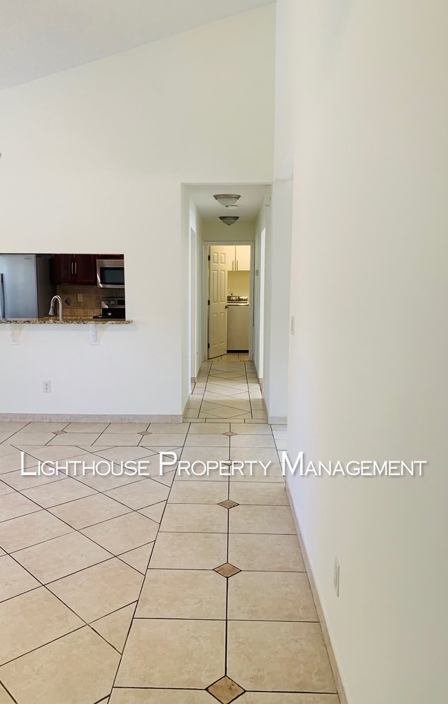 Pristine 3/2 in University Park!  Won't Last Long! property image