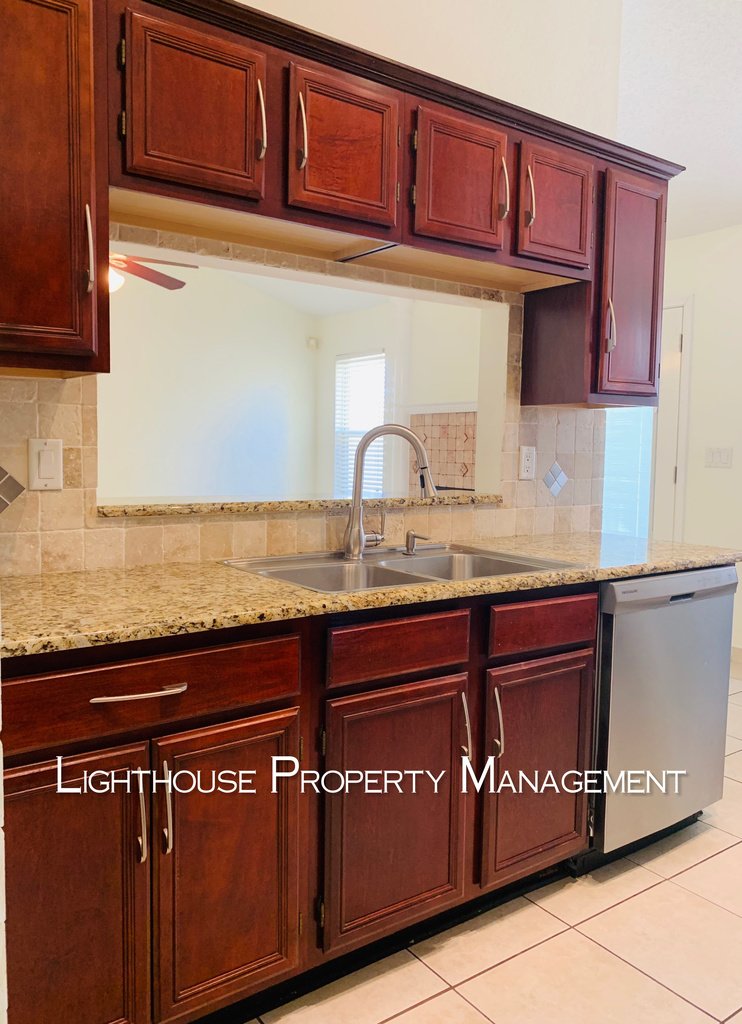 Pristine 3/2 in University Park!  Won't Last Long! property image