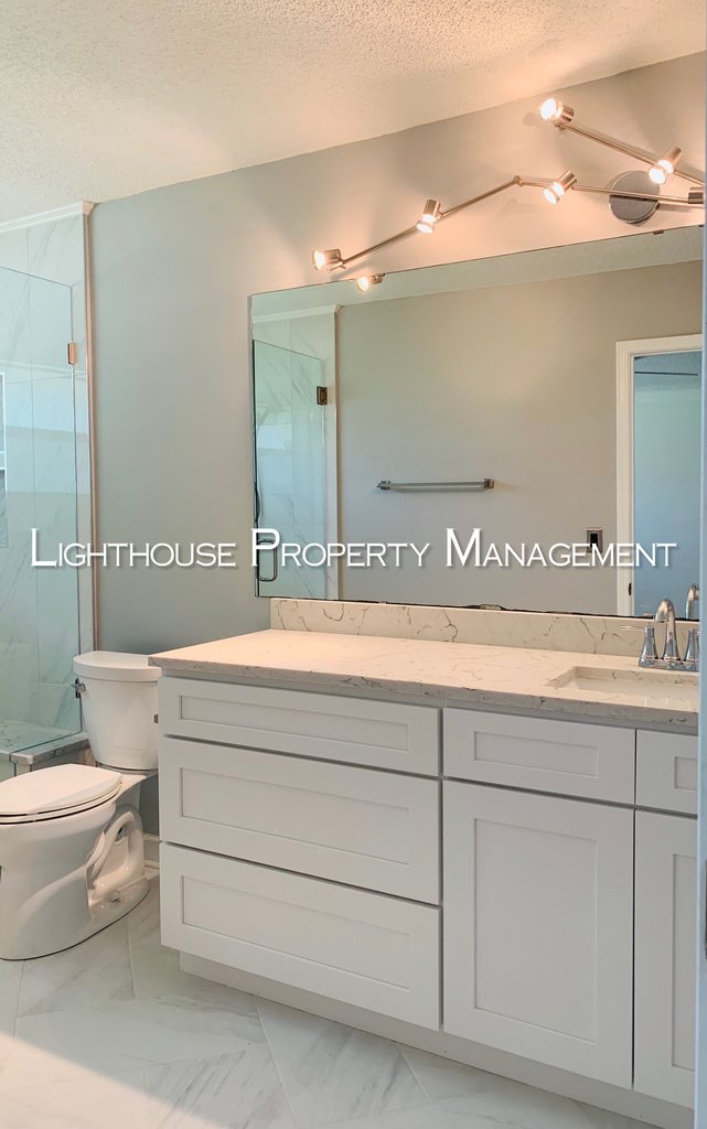 Pristine 3/2 in University Park!  Won't Last Long! property image