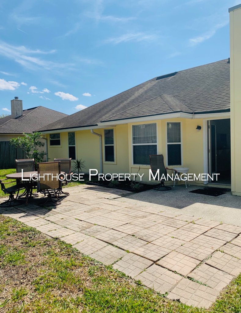 Pristine 3/2 in University Park!  Won't Last Long! property image