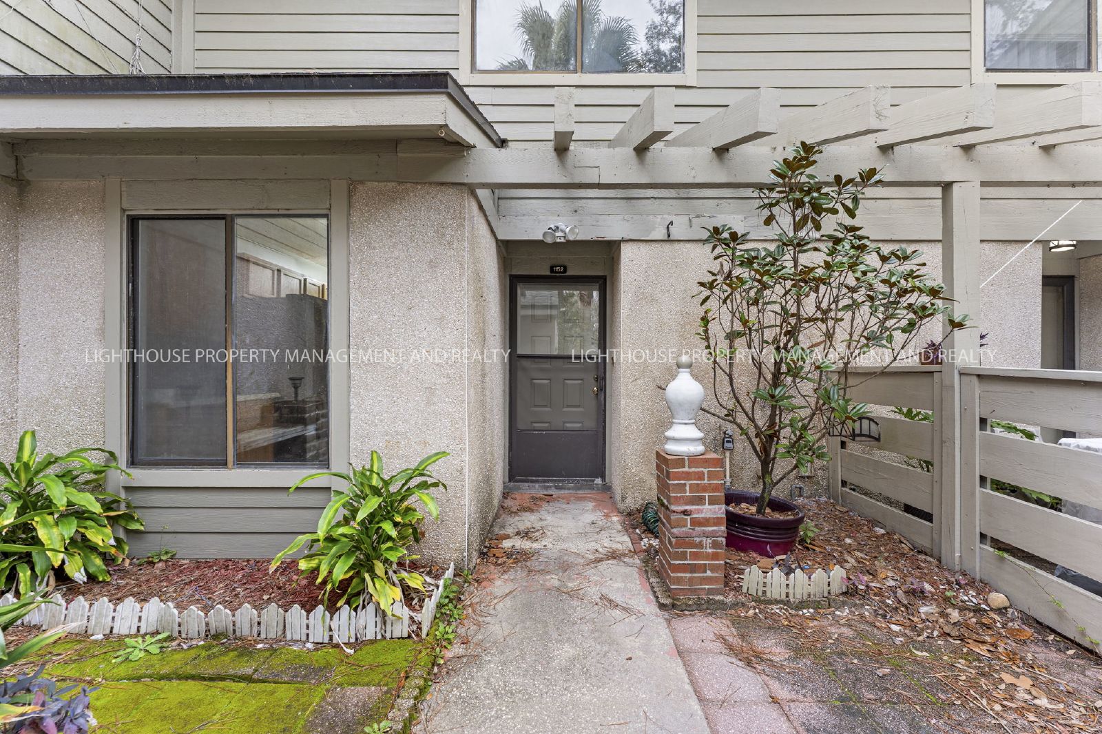 Beautiful 2-Bedroom Townhome with Pond Views property image