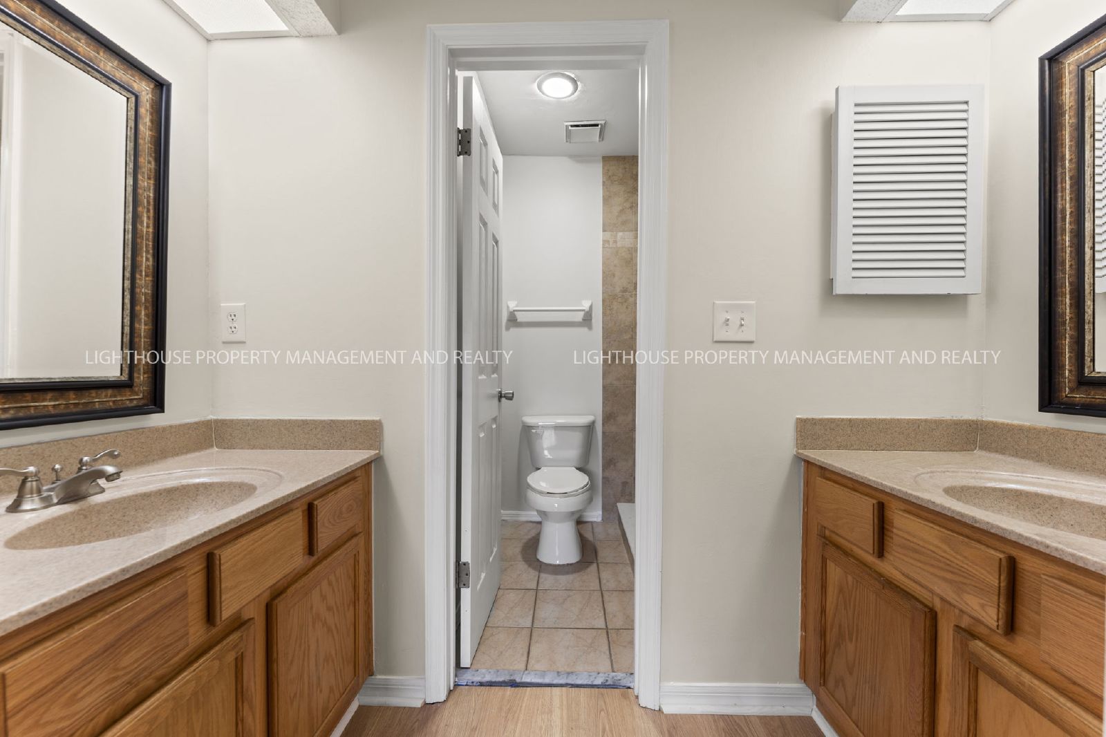 Beautiful 2-Bedroom Townhome with Pond Views property image