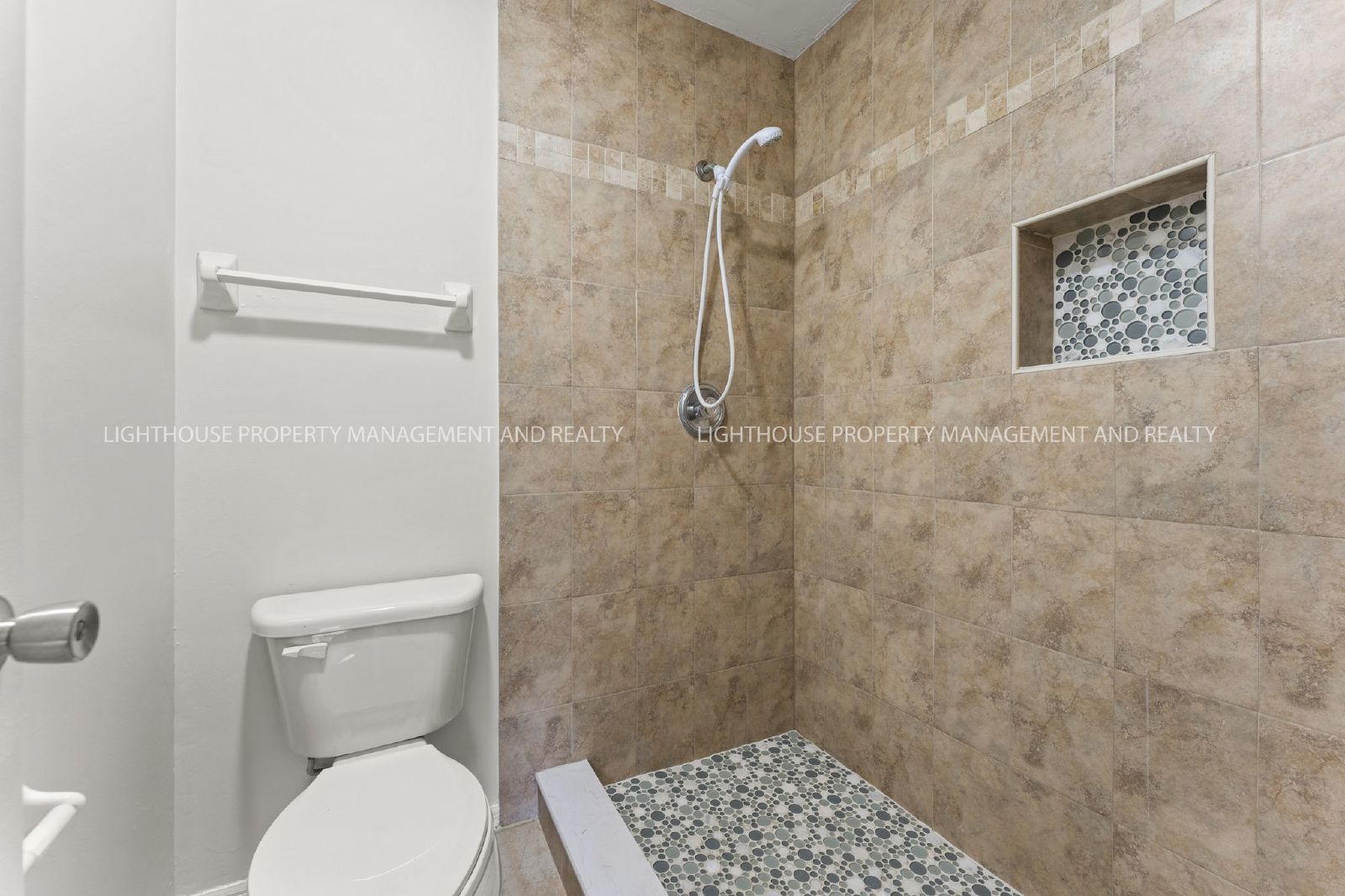 Beautiful 2-Bedroom Townhome with Pond Views property image