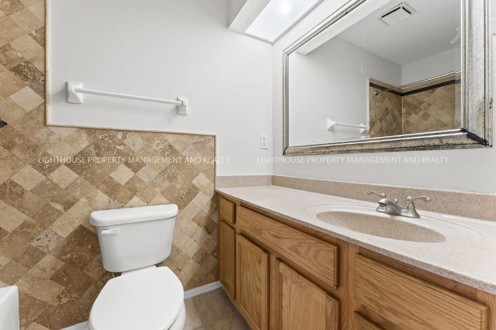 Beautiful 2-Bedroom Townhome with Pond Views property image