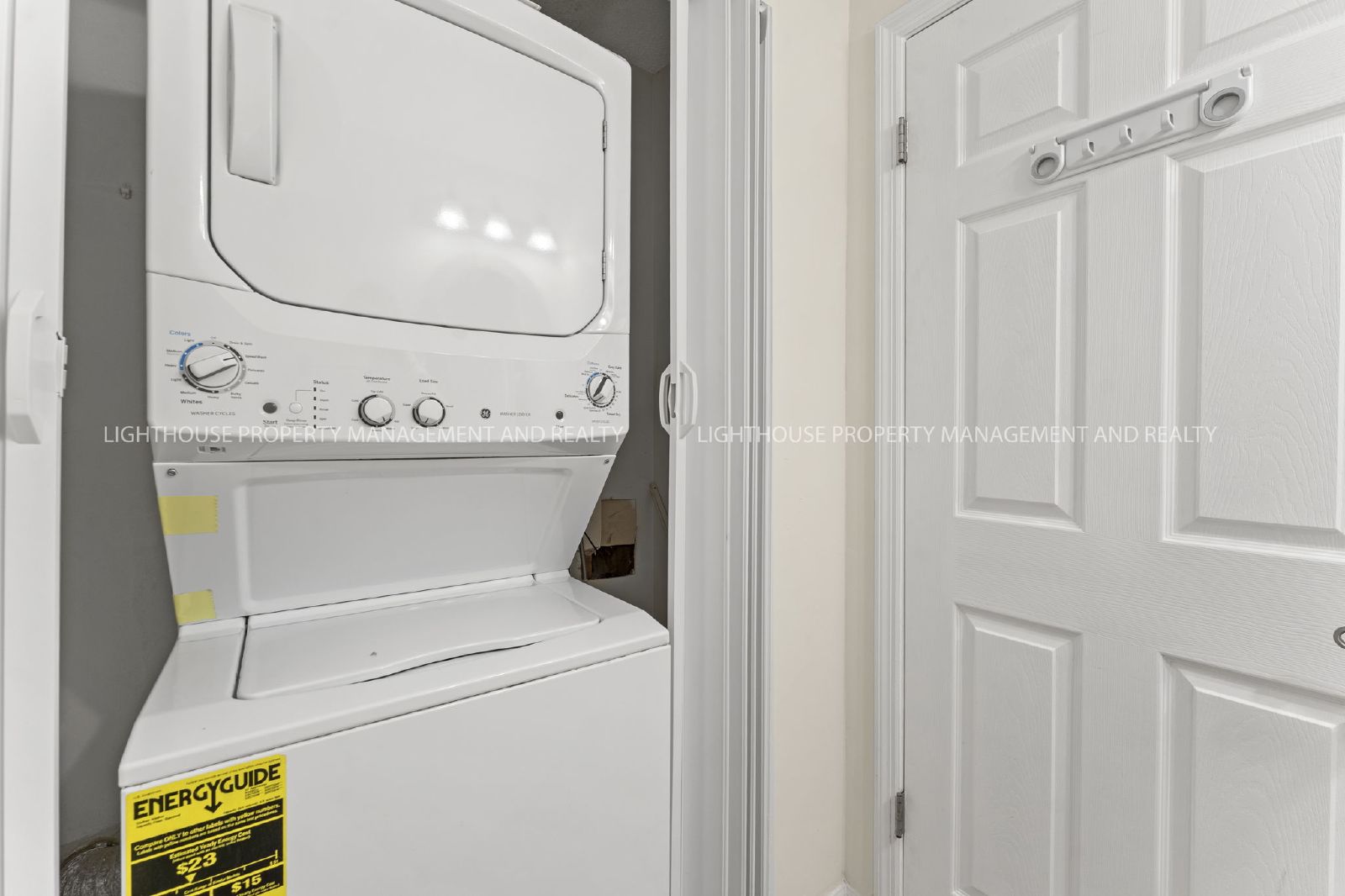 Beautiful 2-Bedroom Townhome with Pond Views property image