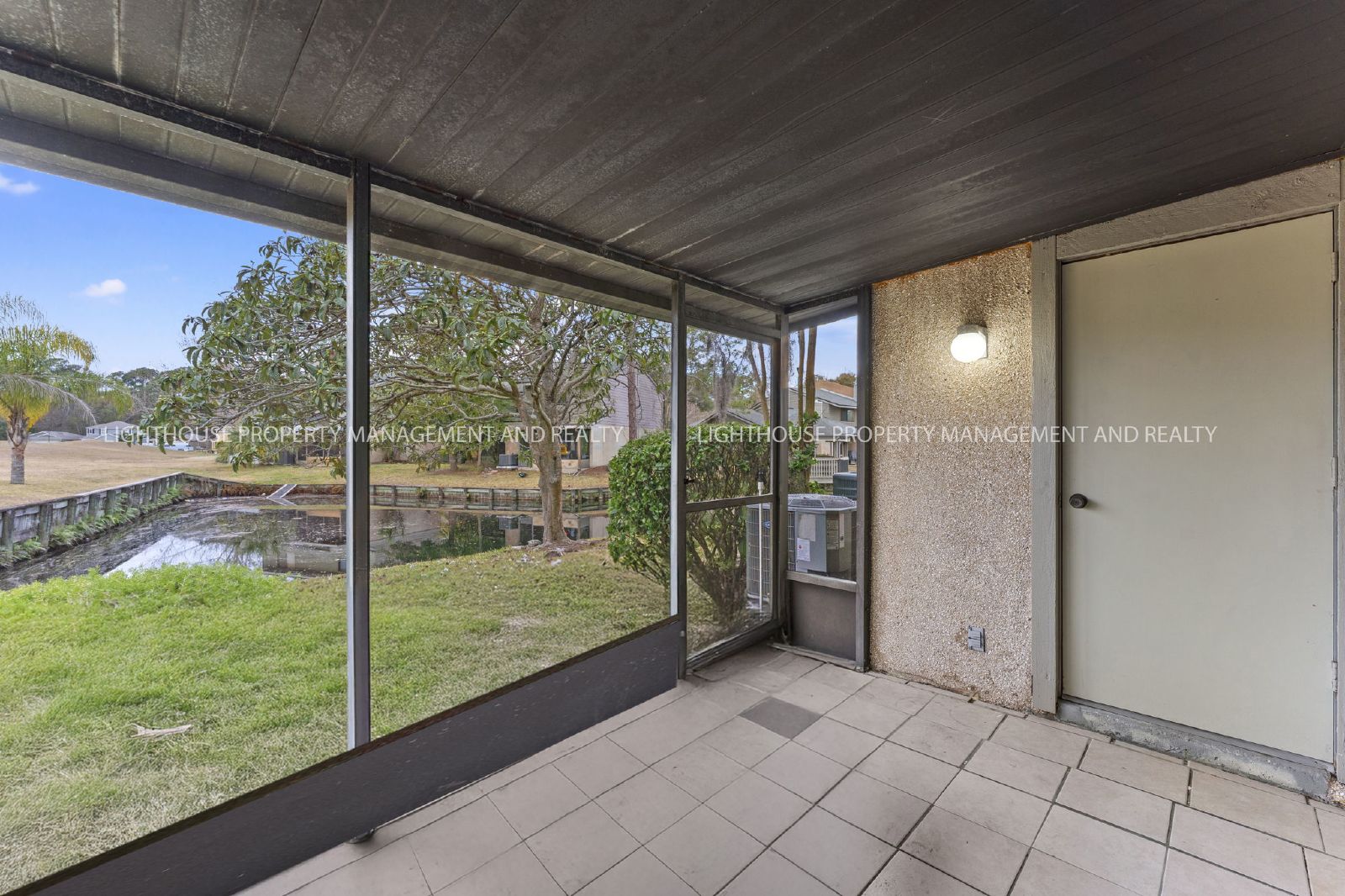 Beautiful 2-Bedroom Townhome with Pond Views property image