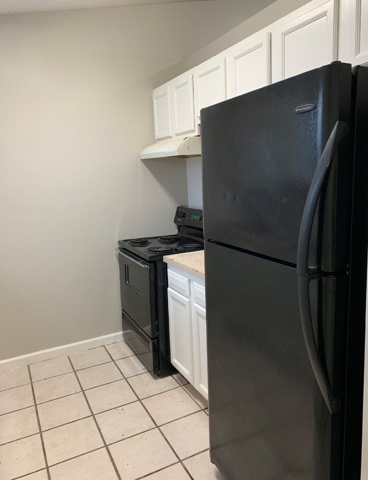 Spacious 2 Bed/2 Bath Apartment with Fenced Yard! property image