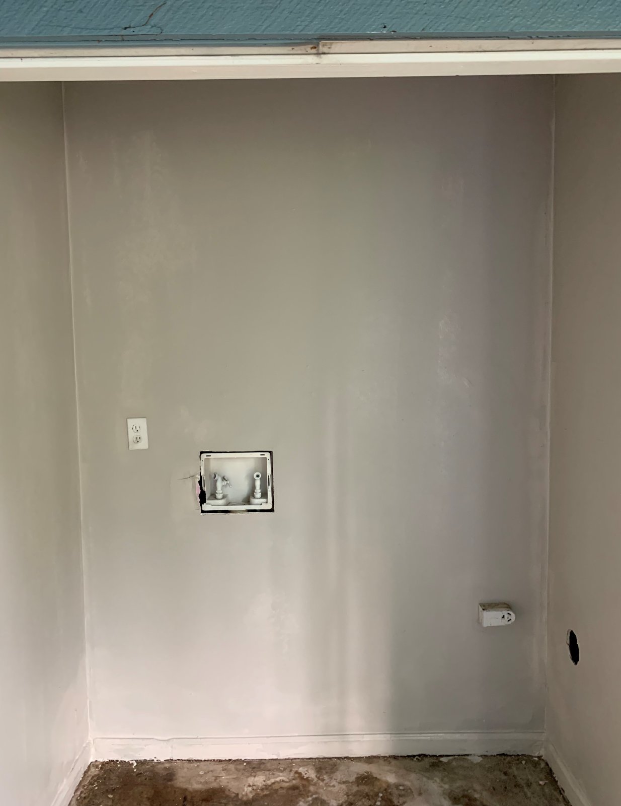 Spacious 2 Bed/2 Bath Apartment with Fenced Yard! property image