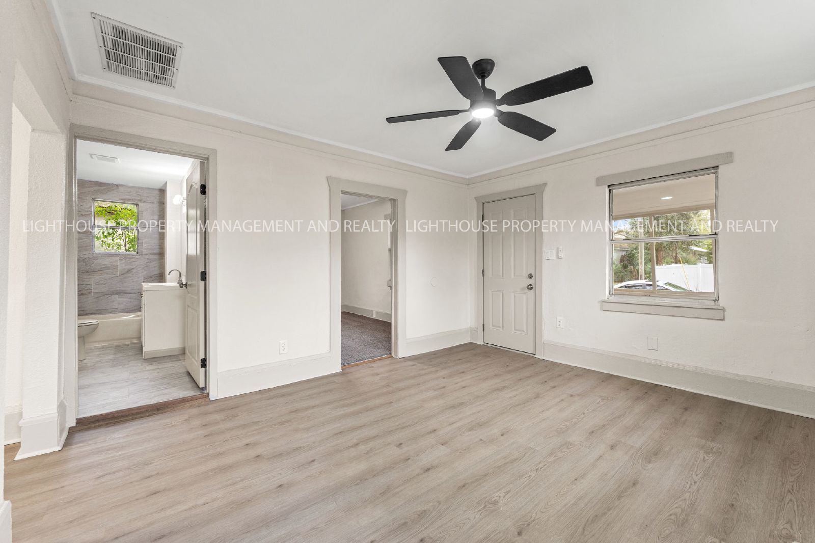 Newly Renovated 3 Bedroom Home with Screened Porch property image