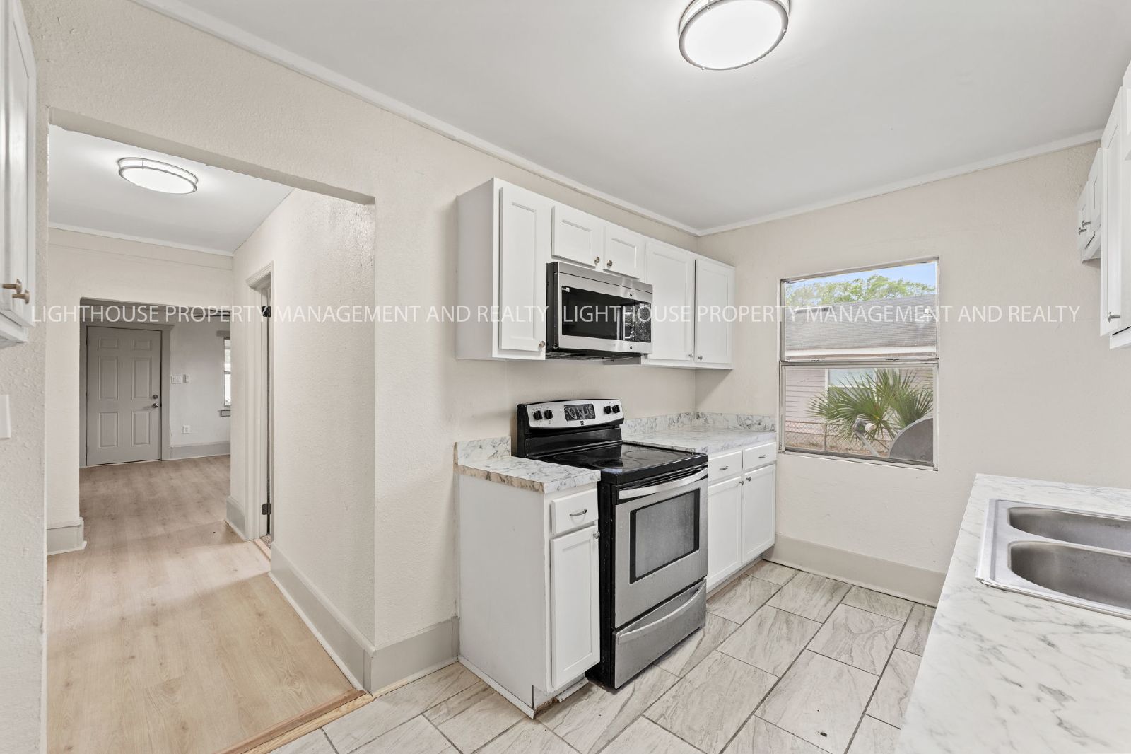 Newly Renovated 3 Bedroom Home with Screened Porch property image