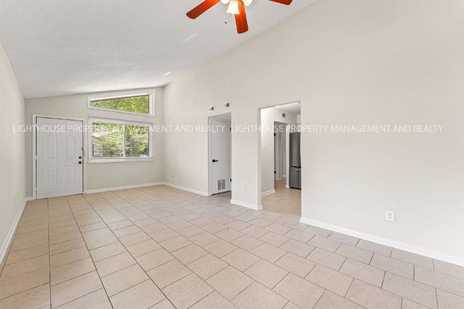 Renovated Mandarin 2 Bedroom With Private Backyard property image