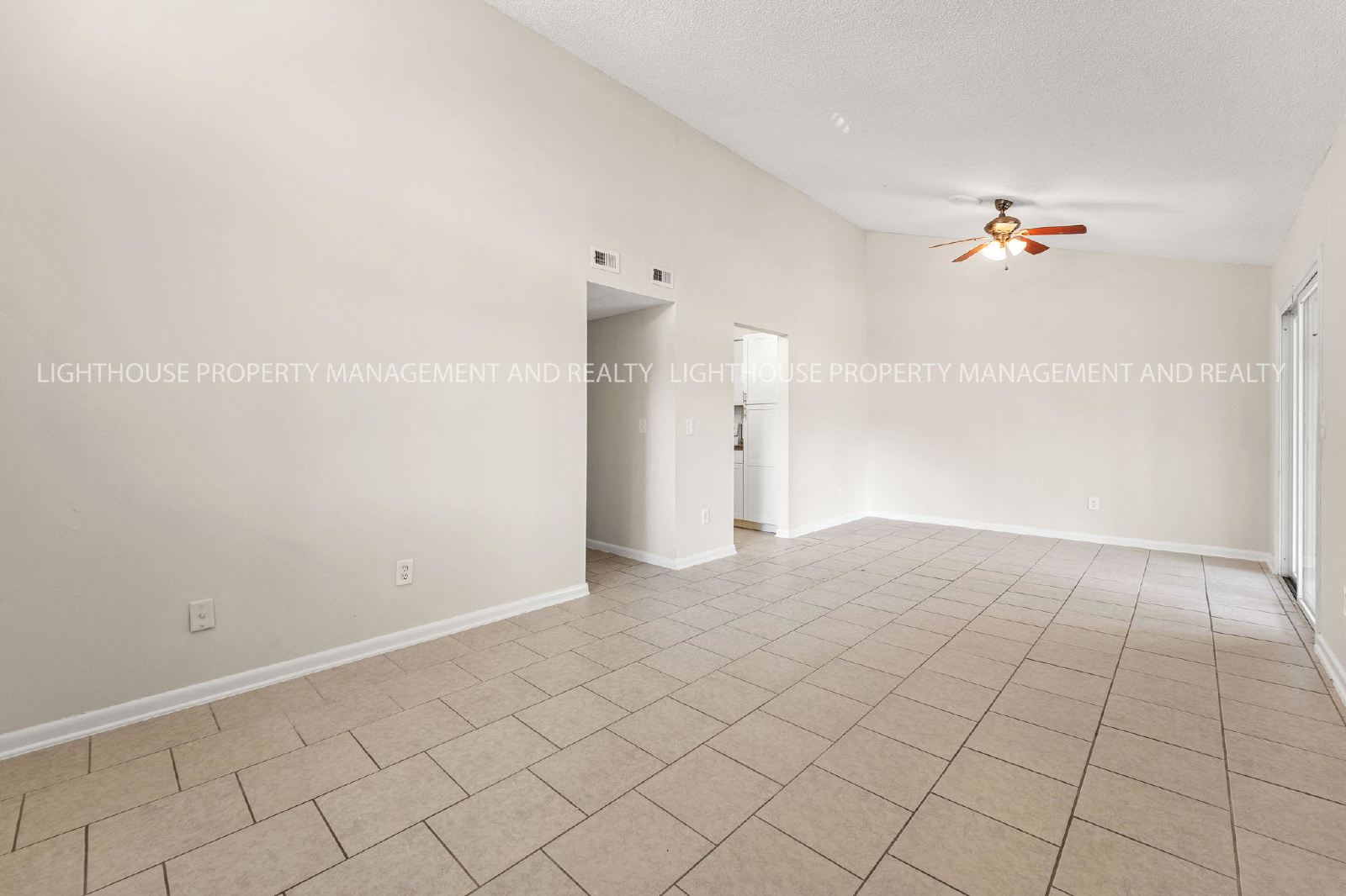 Renovated Mandarin 2 Bedroom With Private Backyard property image