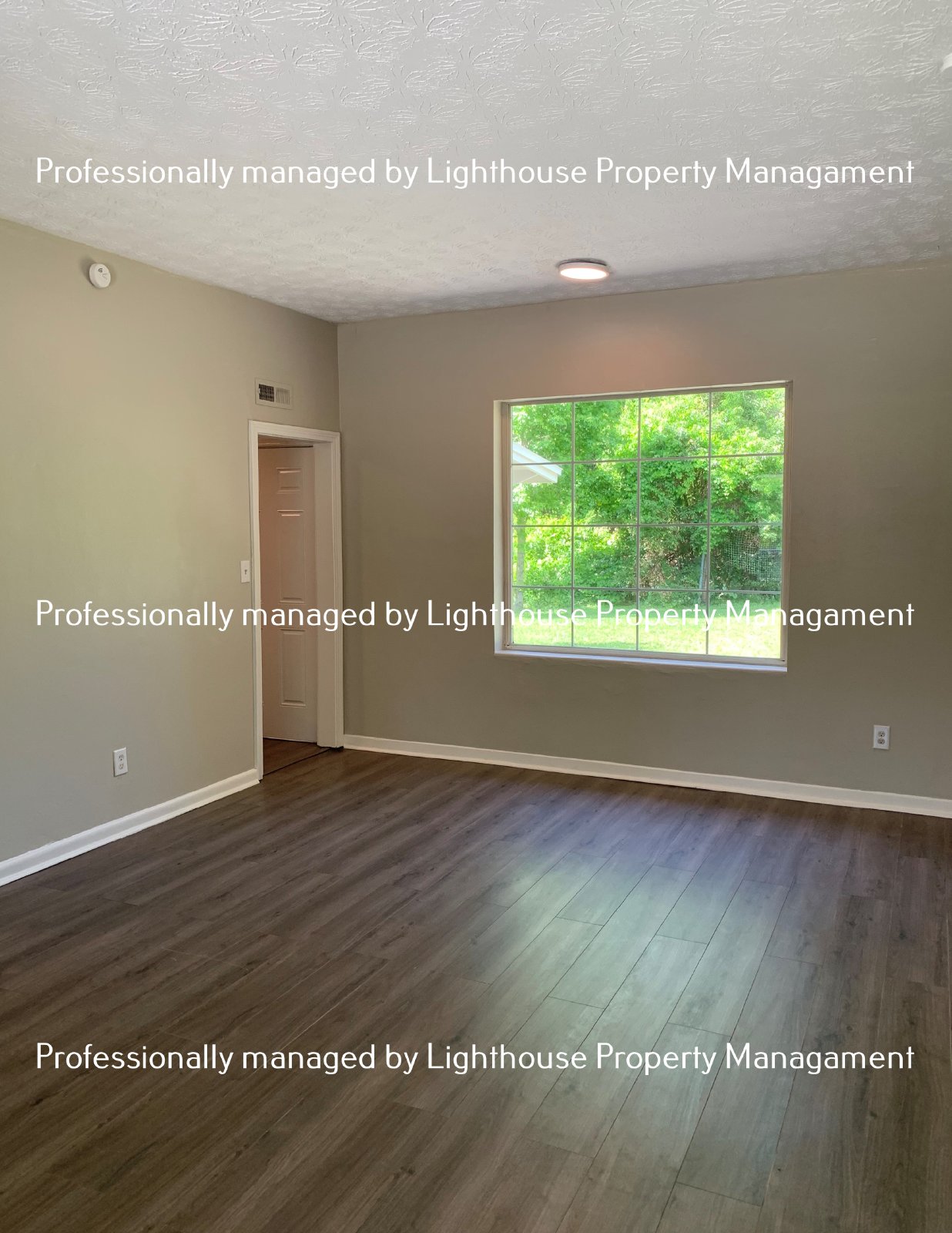 Bright 3 Bedroom Home With Open Layout And Storage Space property image