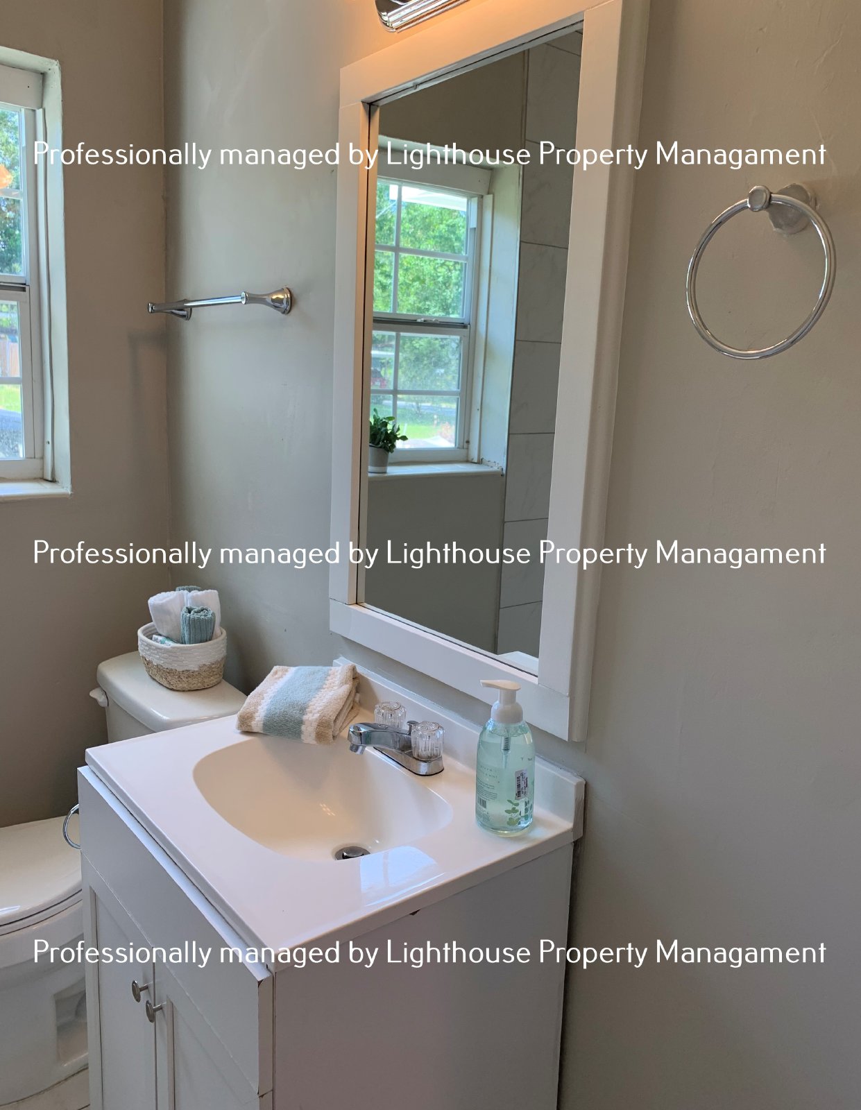 Bright 3 Bedroom Home With Open Layout And Storage Space property image