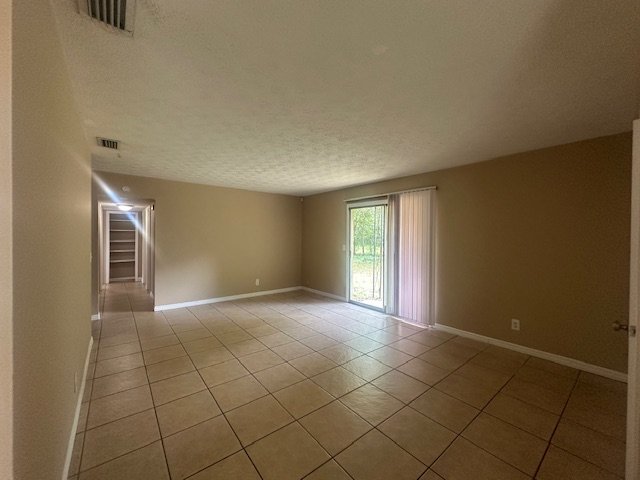 3/2 Westside home with large yard property image