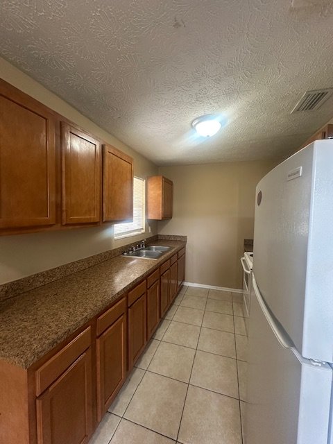 3/2 Westside home with large yard property image