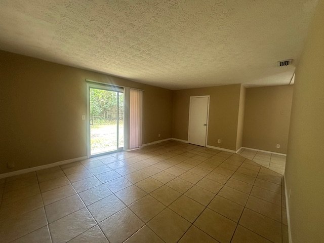 3/2 Westside home with large yard property image
