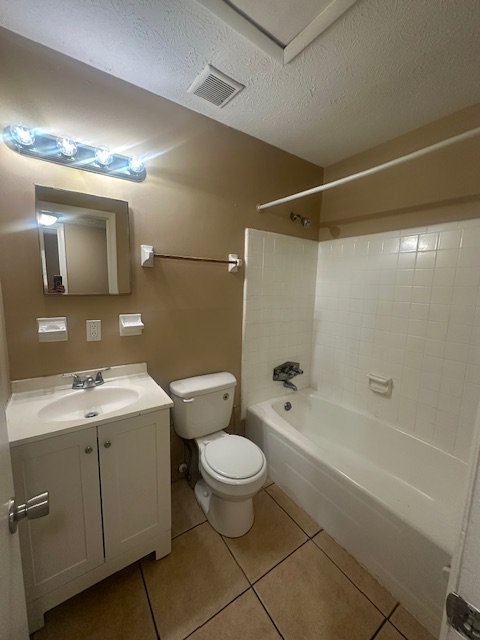 3/2 Westside home with large yard property image