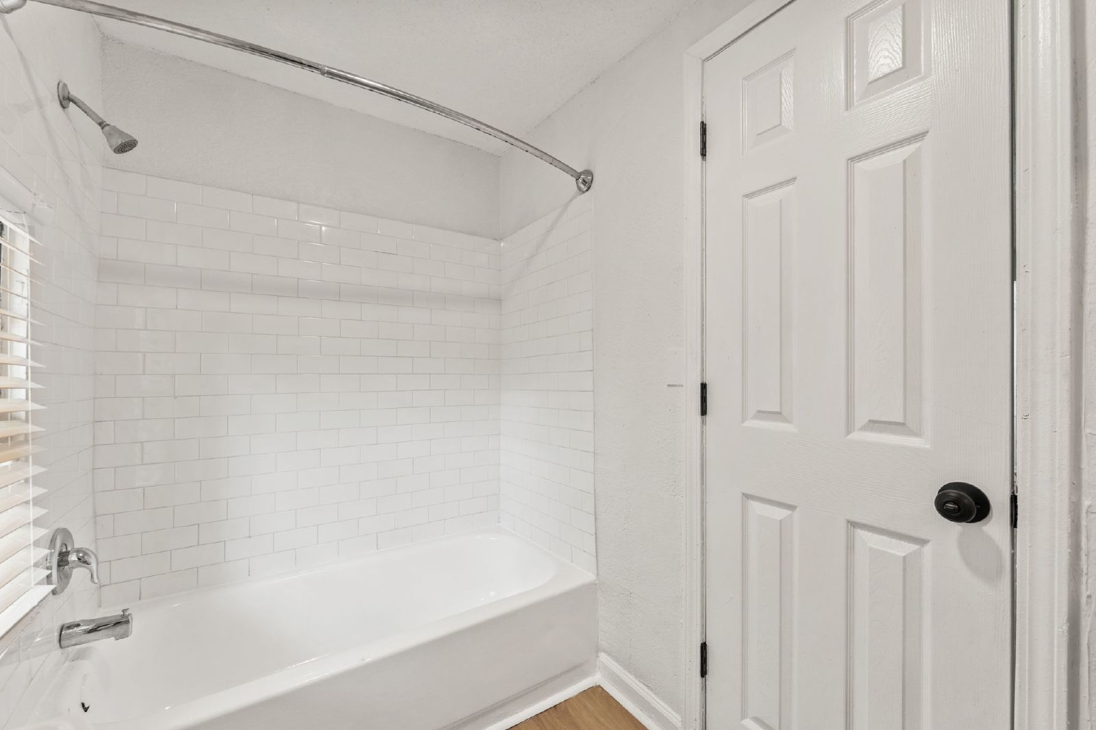 Renovated 3 Bedroom Home Near Riverside And Avondale property image