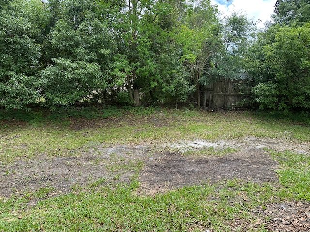 3/2 Westside home with large yard property image