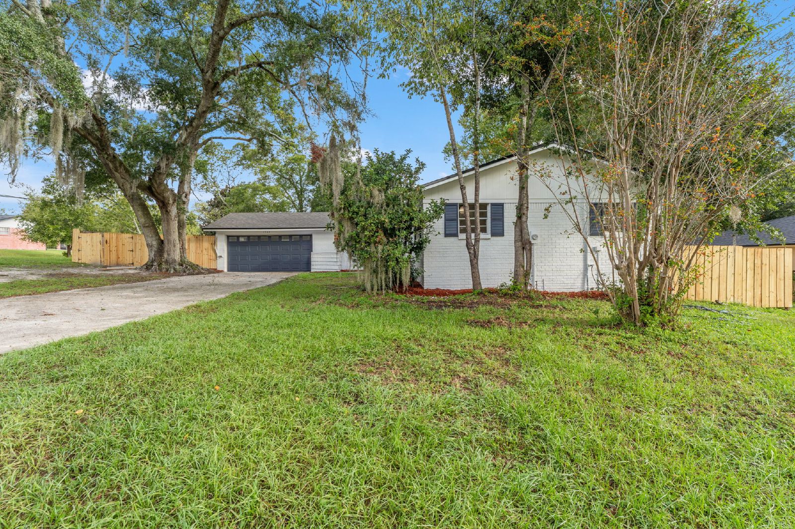 Orange Park 4 Bedroom Home With Upgraded Features Throughout property image