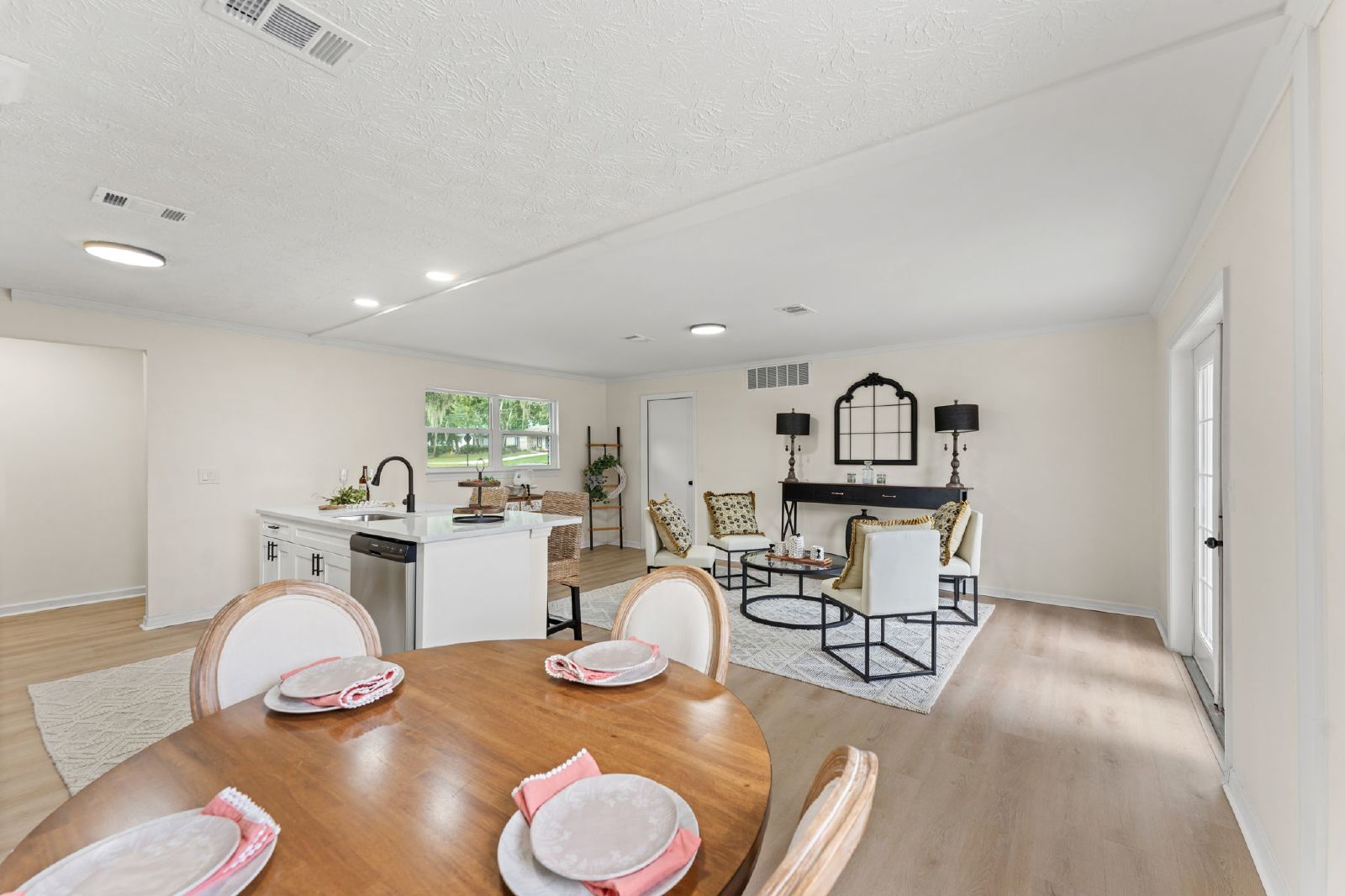 Orange Park 4 Bedroom Home With Upgraded Features Throughout property image