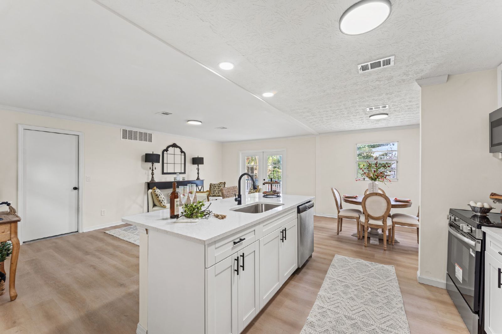 Orange Park 4 Bedroom Home With Upgraded Features Throughout property image