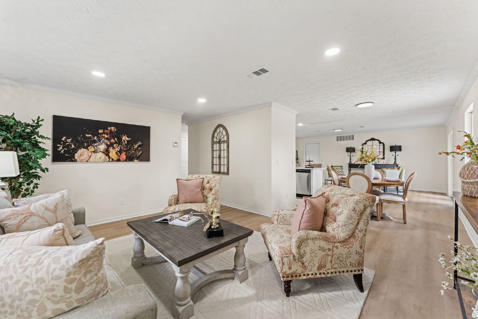 Orange Park 4 Bedroom Home With Upgraded Features Throughout property image