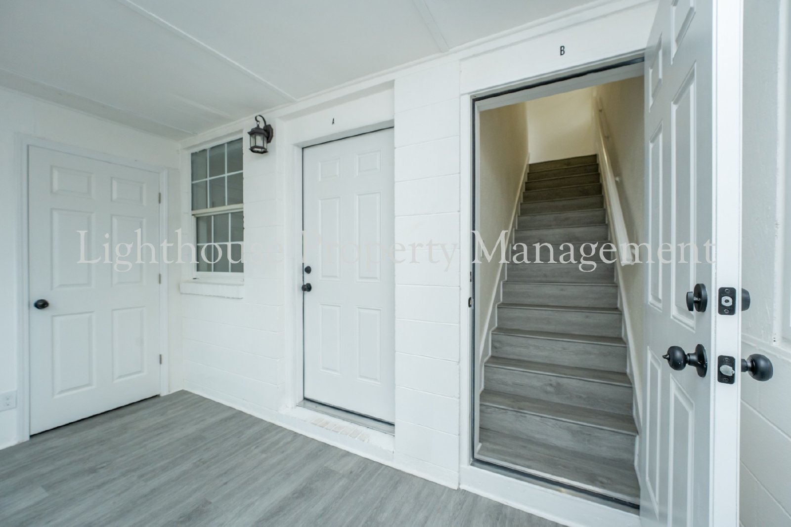 3 Bedroom Upstairs Duplex With Private Entry property image